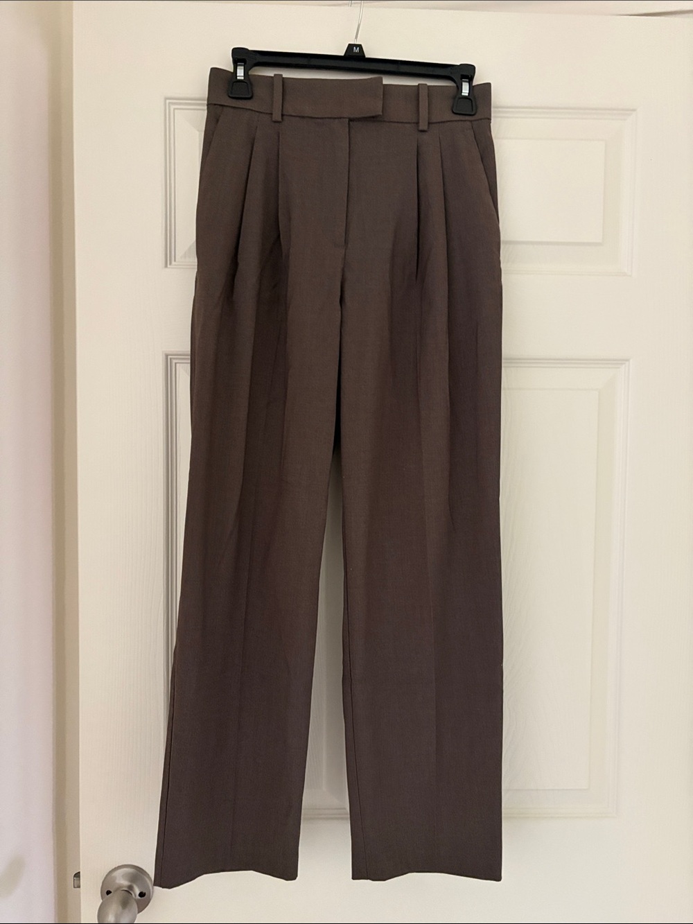 H&M Women's Pleated High-Waist Cropped Trousers - Brown